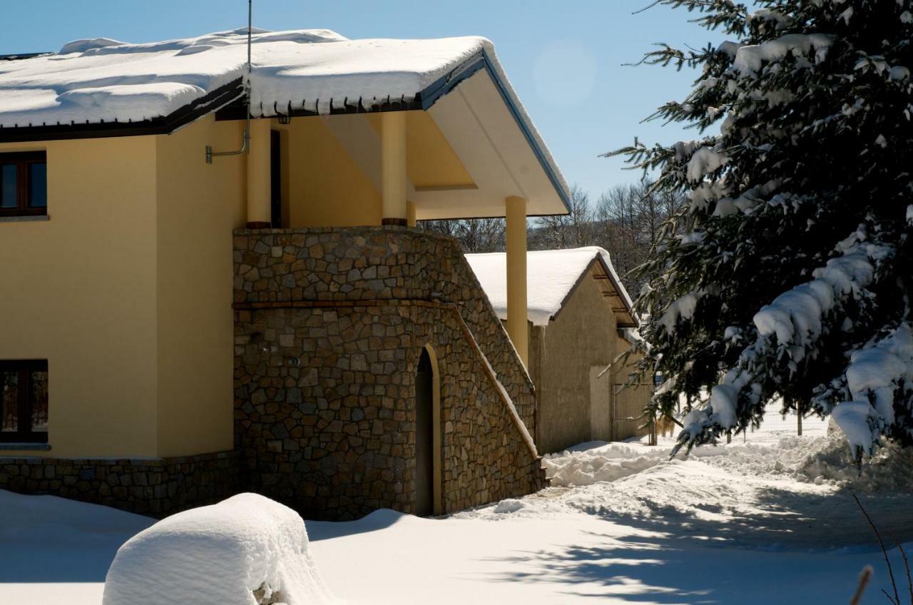 Agriturismo Fiorella Camigliatello Silano Buitenkant foto